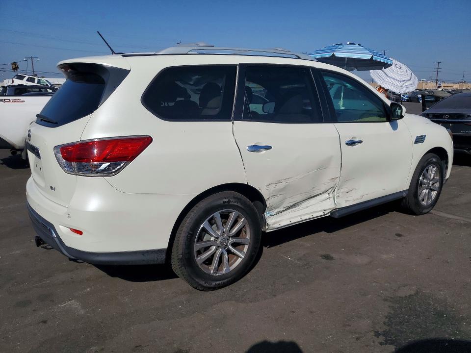 Photo 3 from auction – 2015 NISSAN PATHFINDER with VIN 5N1AR2MN0FC607109