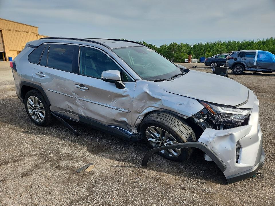 صورة رقم 4 من المزاد - 2023 TOYOTA RAV4 مع VIN 2T3C1RFV0PC228315