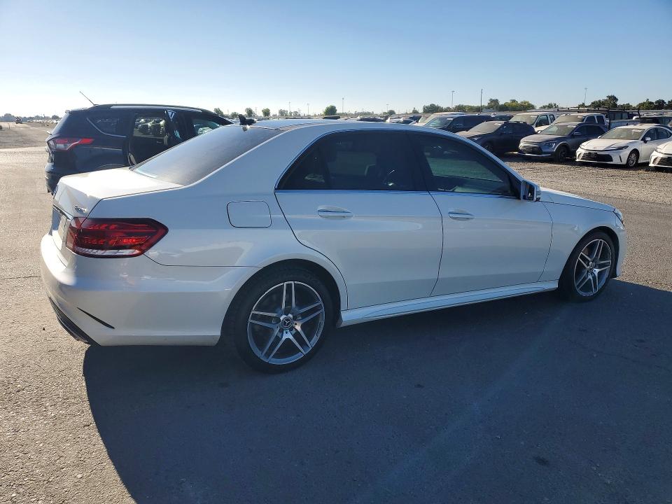 Photo 3 from auction – 2016 MERCEDES-BENZ E with VIN WDDHF6HBXGB254751