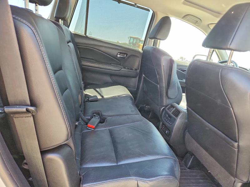 Photo 11 from auction – 2017 HONDA PILOT with VIN 5FNYF6H9XHB083117