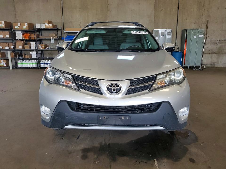 Photo 5 from auction – 2014 TOYOTA RAV4 with VIN 2T3DFREV6EW204815