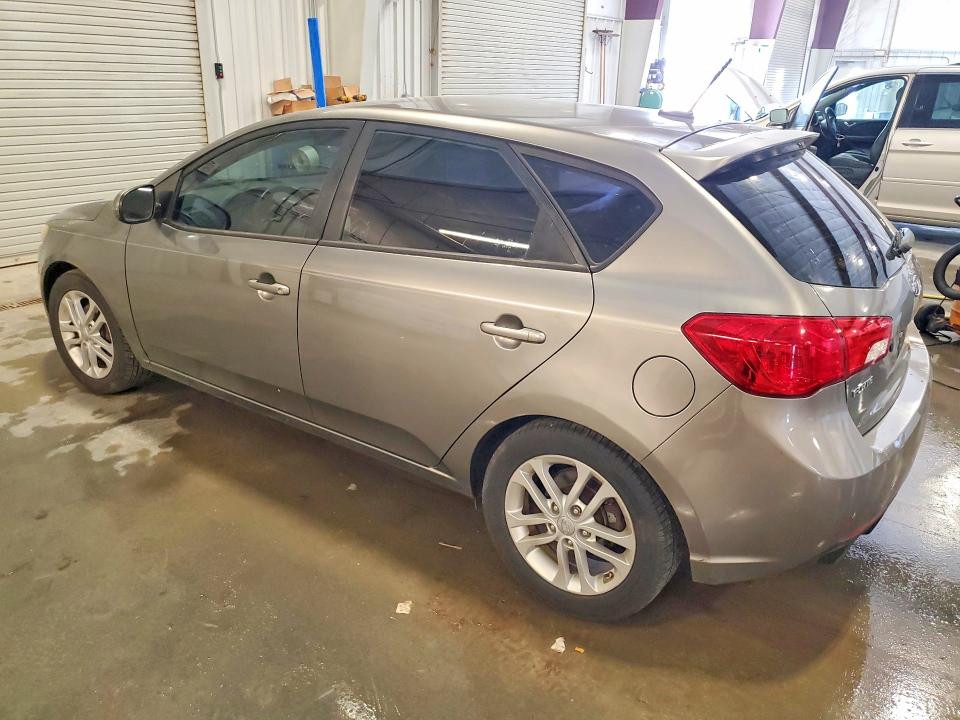 Photo 2 from auction – 2011 KIA FORTE with VIN KNAFU5A24B5383892