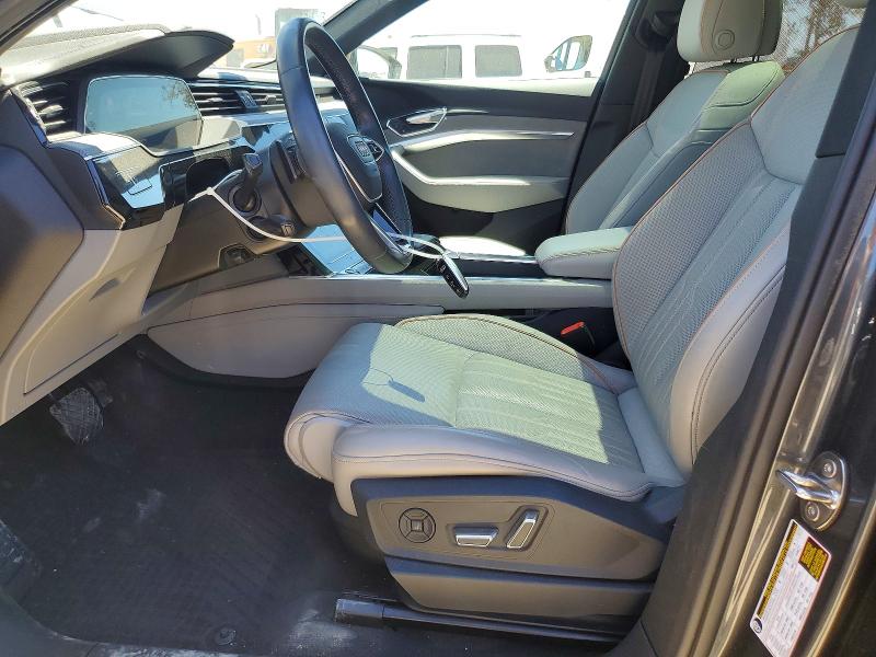 Zdjęcie 7 z aukcji – 2024 AUDI Q8 E-TRON z VIN WA16AAGE9RB039647