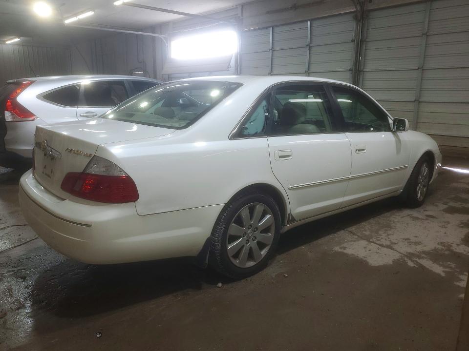 Photo 3 from auction – 2003 TOYOTA AVALON with VIN 4T1BF28B13U313351