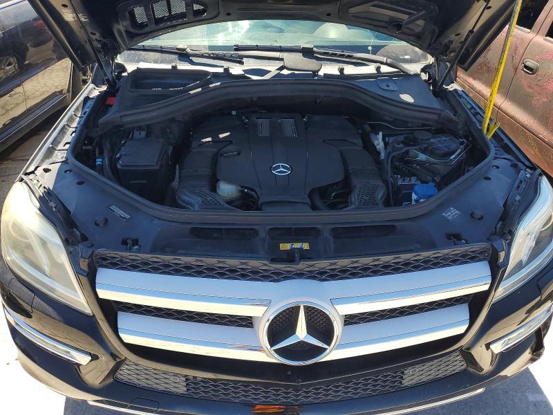 Photo 12 from auction – 2015 MERCEDES-BENZ GL with VIN 4JGDF6EE7FA476428