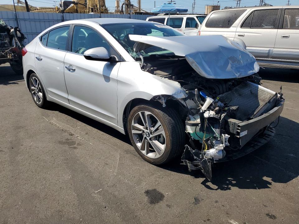 Photo 4 from auction – 2017 HYUNDAI ELANTRA with VIN 5NPD84LF4HH048651