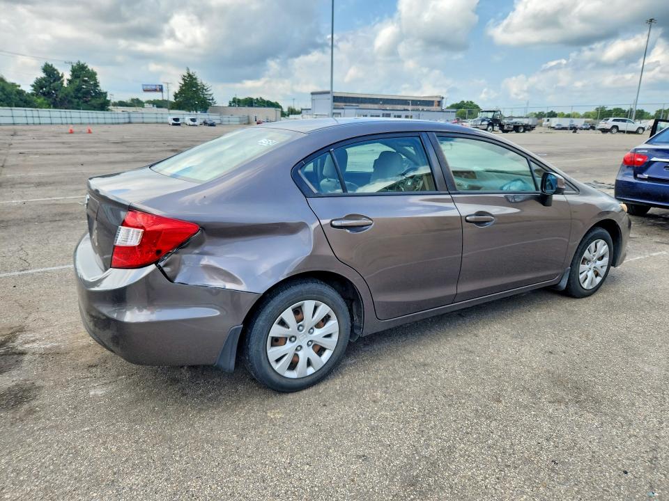 Photo 3 from auction – 2012 HONDA CIVIC with VIN 19XFB2F57CE052997