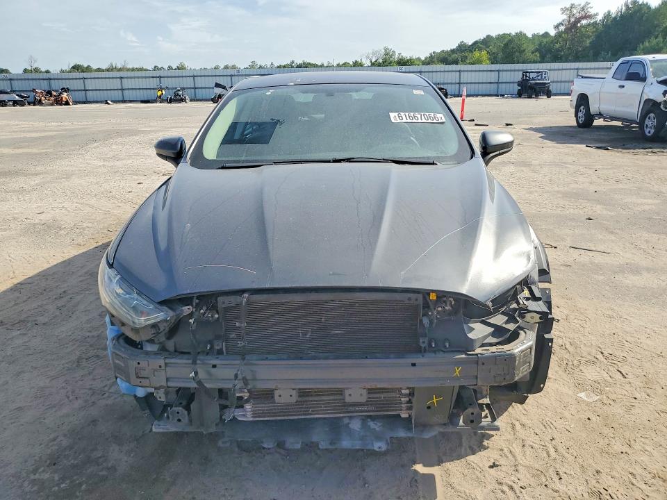 Zdjęcie 5 z aukcji – 2018 FORD FUSION z VIN 3FA6P0LU3JR156755