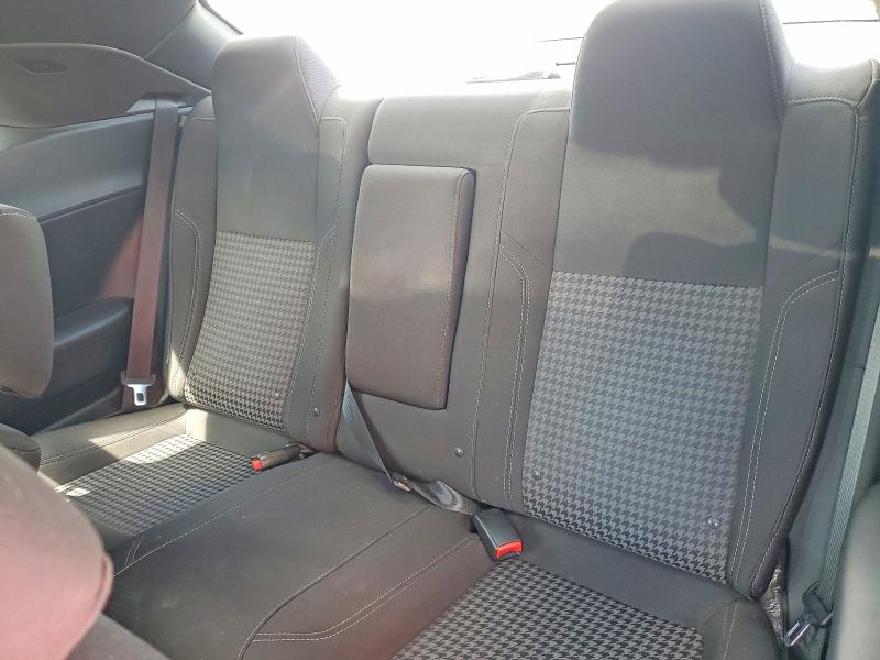 Photo 10 from auction – 2015 DODGE CHALLENGER with VIN 2C3CDZAT0FH794263
