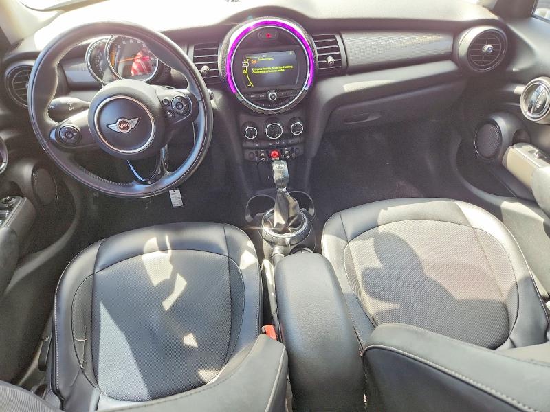 Photo 8 from auction – 2015 MINI COOPER with VIN WMWXS5C59FT832583