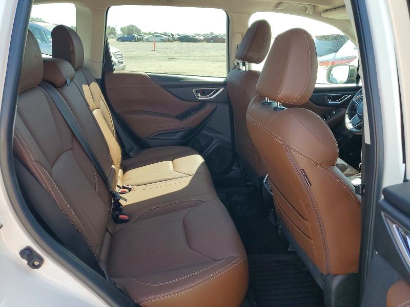 Photo 10 from auction – 2019 SUBARU FORESTER with VIN JF2SKAWC9KH560518