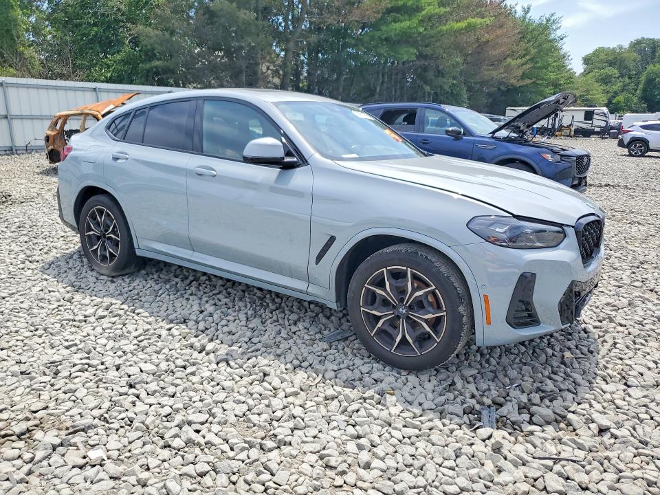 Photo 4 from auction – 2025 BMW X4 with VIN 5UX33DT05S9167572