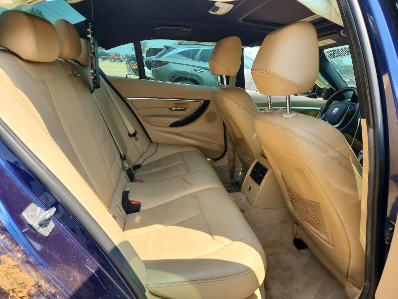 Photo 10 from auction – 2016 BMW 328 with VIN WBA8E9G52GNU29340