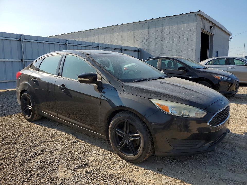 Photo 4 from auction – 2015 FORD FOCUS with VIN 1FADP3F23FL274023
