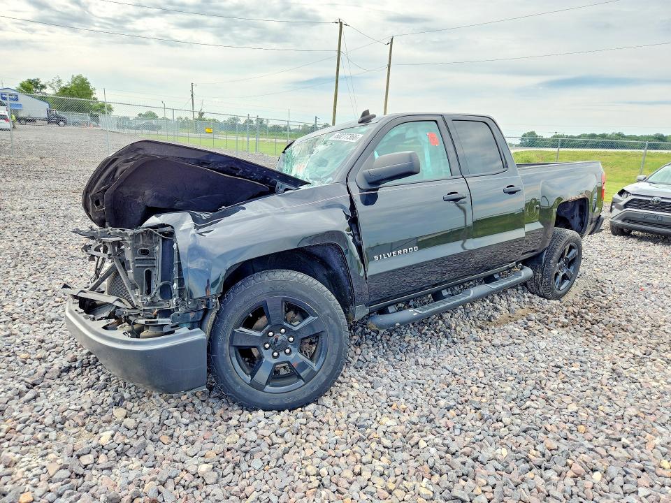 CHEVROLET SILVERADO 2015 with VIN 1GCRCPEH9FZ417627 - Photo from auction