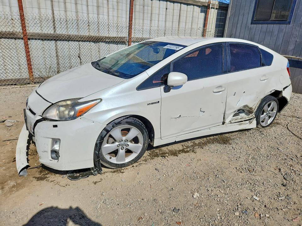 TOYOTA PRIUS 2011 with VIN JTDKN3DU1B5317395 - Photo from auction