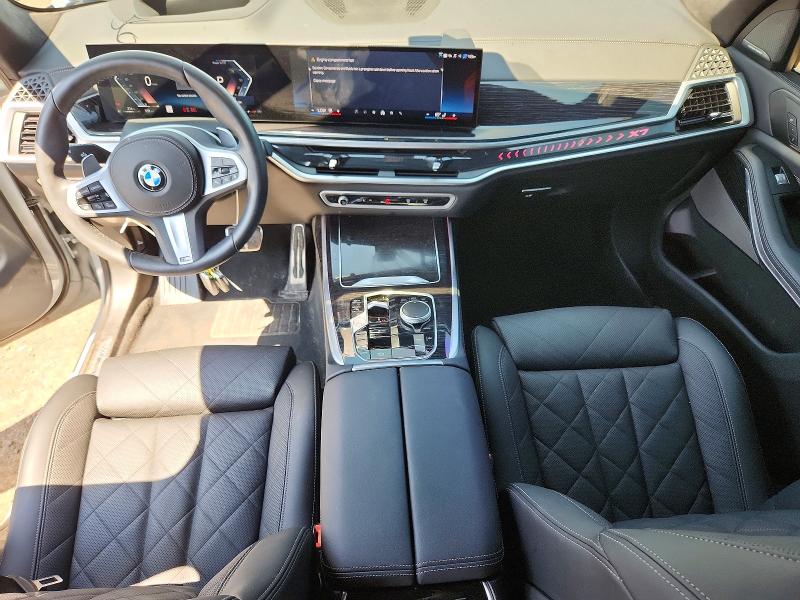 Photo 8 from auction – 2025 BMW X7 with VIN 5UX23EM06S9X20648