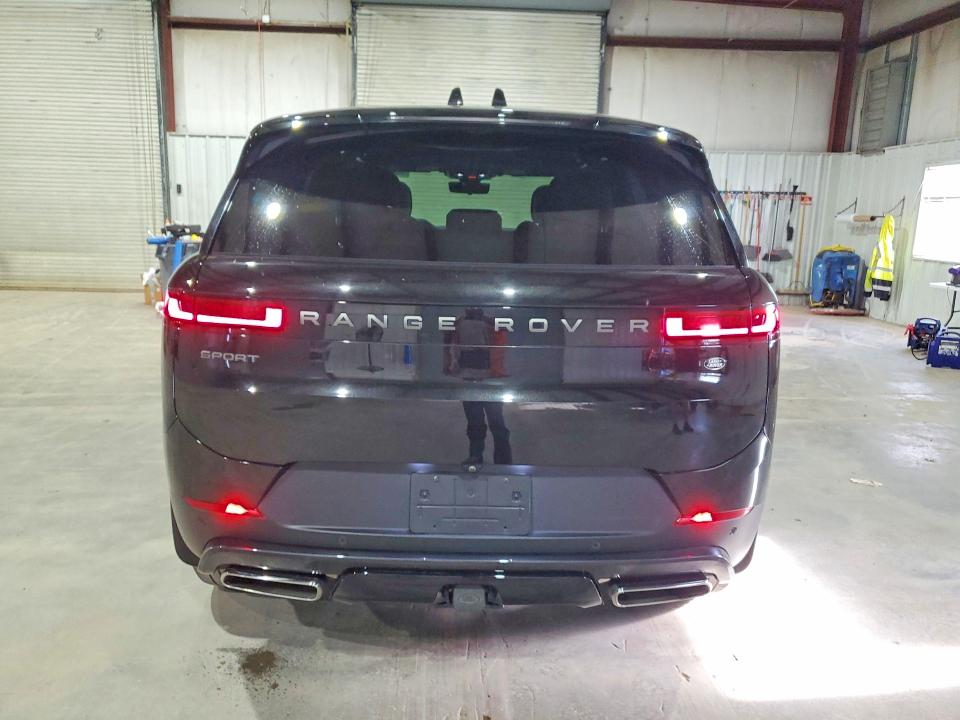 Photo 6 from auction – 2025 LAND ROVER RANGE ROVER SPORT with VIN SAL1P9EU9SA441325
