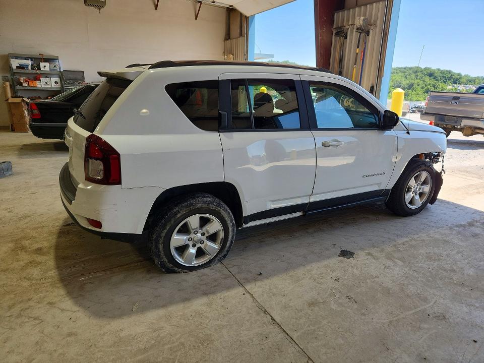 Photo 3 from auction – 2014 JEEP COMPASS with VIN 1C4NJCBA8ED779108