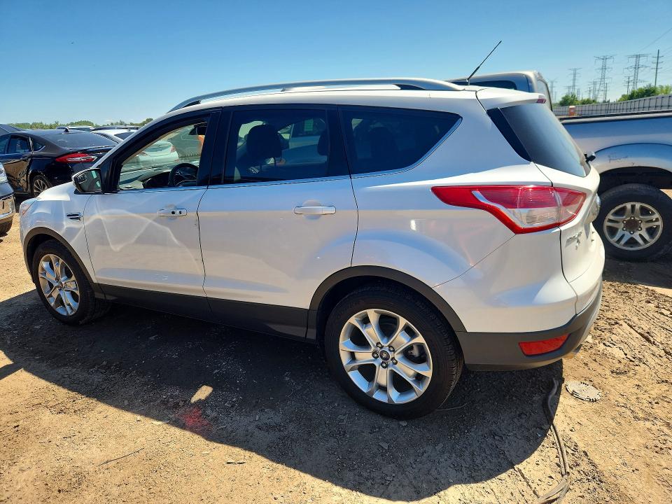 Photo 2 from auction – 2016 FORD ESCAPE with VIN 1FMCU9JX3GUA65425