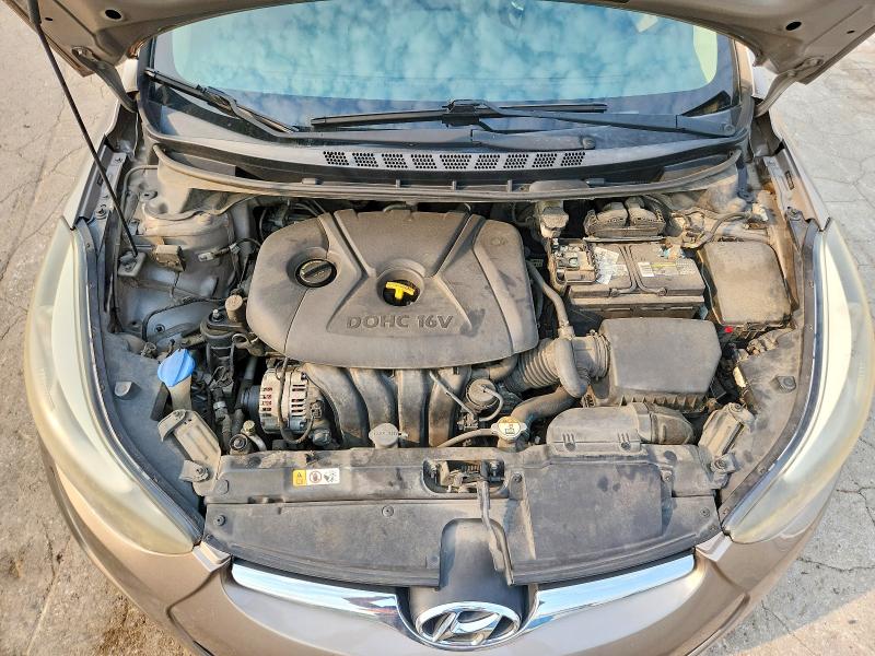 Photo 11 from auction – 2016 HYUNDAI ELANTRA with VIN 5NPDH4AE8GH672123