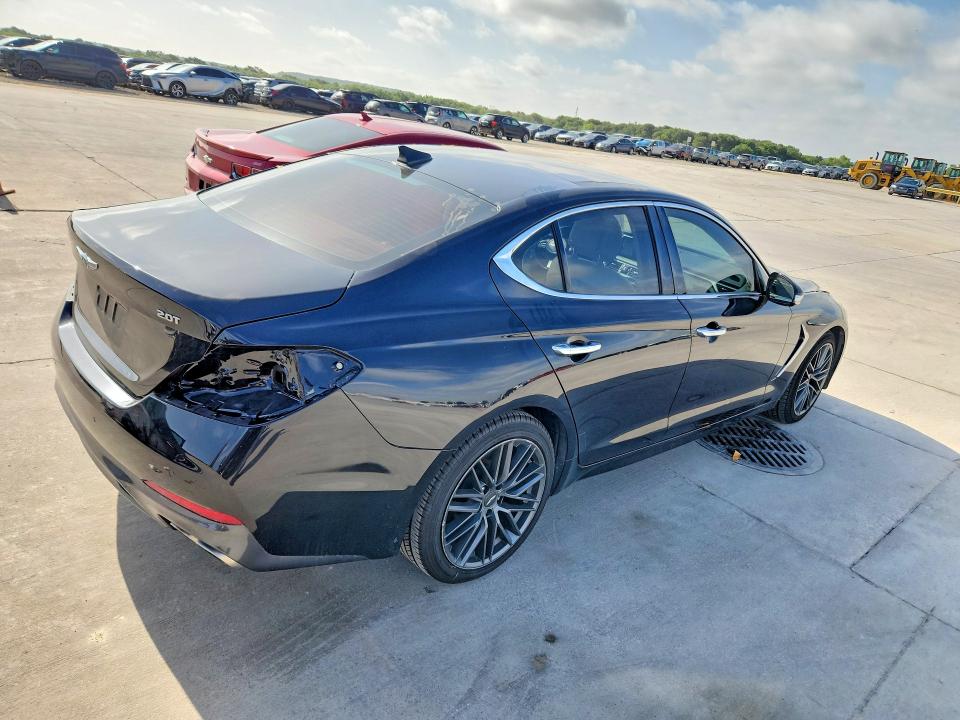 Photo 3 from auction – 2019 GENESIS G70 with VIN KMTG34LA9KU012842