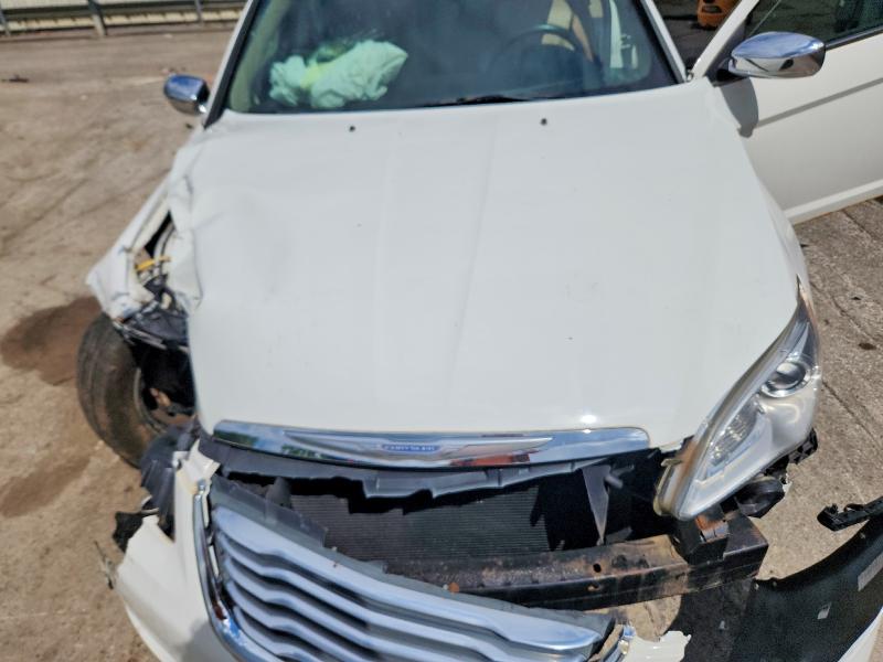 Photo 11 from auction – 2012 CHRYSLER 200 with VIN 1C3CCBCB7CN307383