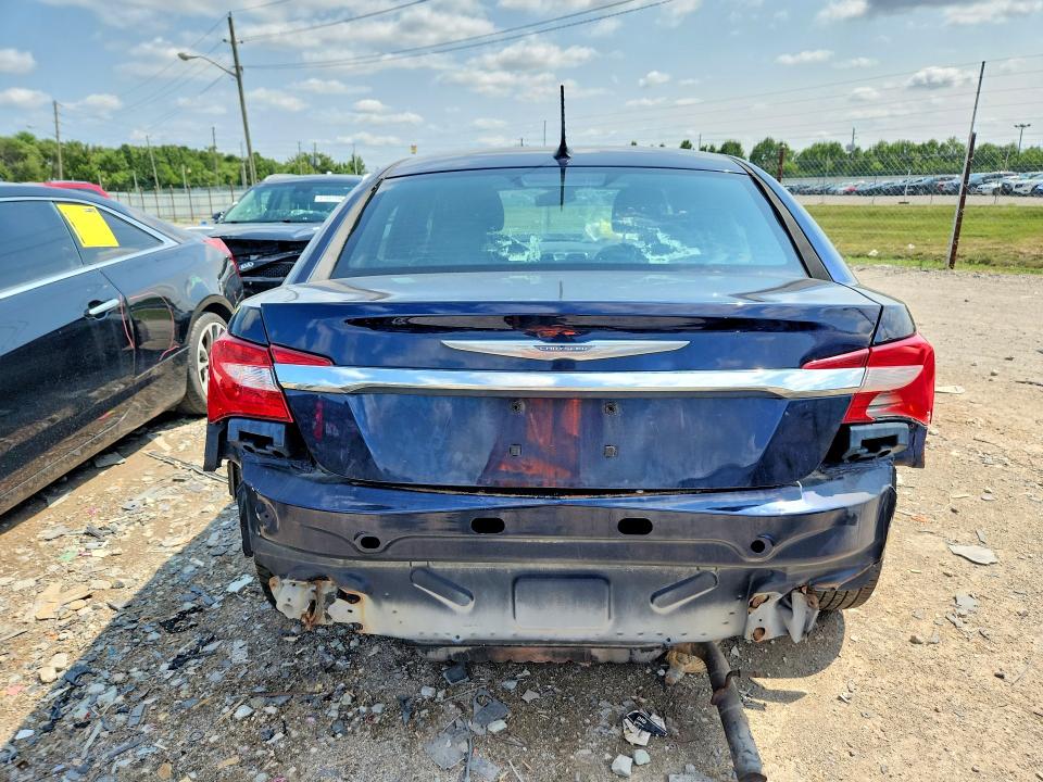Photo 6 from auction – 2012 CHRYSLER 200 with VIN 1C3CCBCB0CN308701
