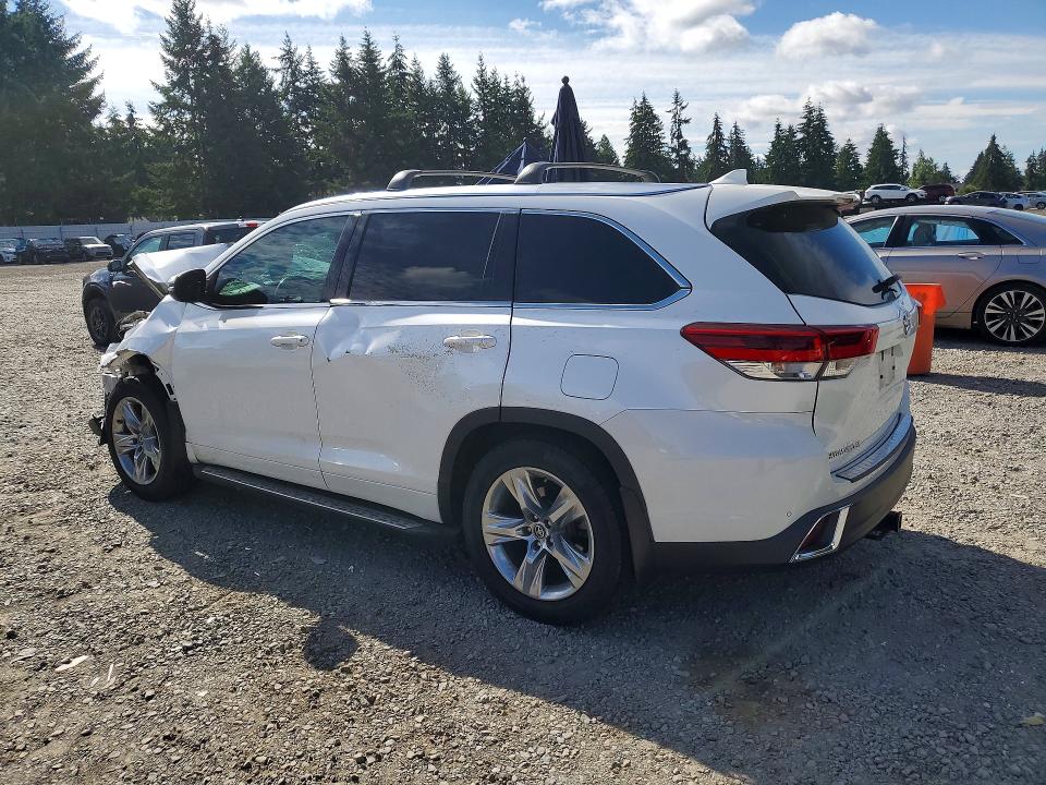 Foto 2 de la subasta – 2017 TOYOTA HIGHLANDER con VIN 5TDDZRFH0HS476055
