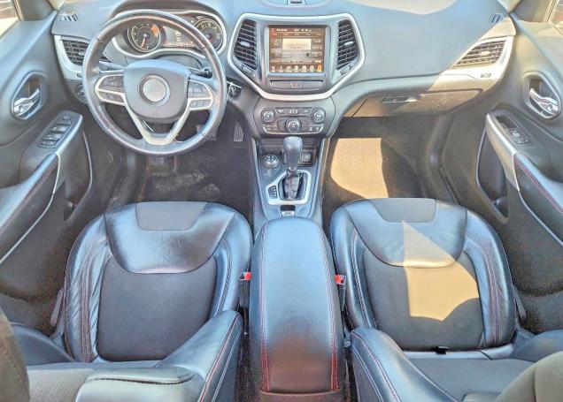 Photo 8 from auction – 2017 JEEP CHEROKEE with VIN 1C4PJMBS5HW640005