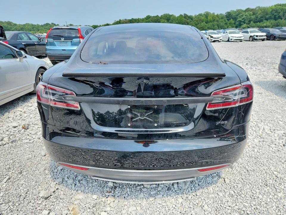 Photo 6 from auction – 2013 TESLA MODEL S with VIN 5YJSA1CP6DFP07910