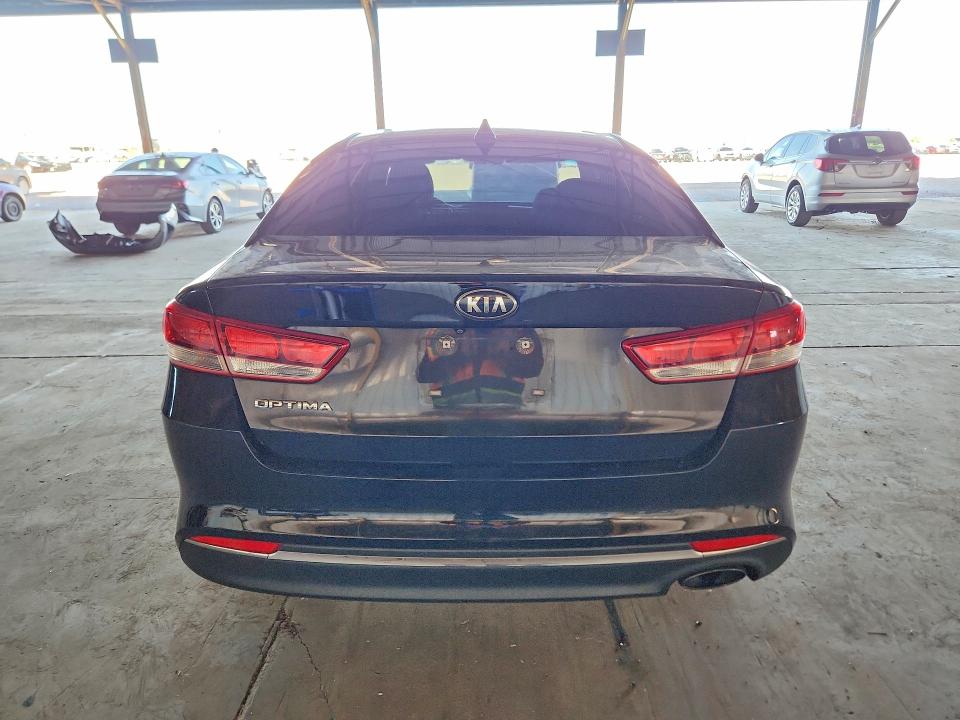 Photo 6 from auction – 2016 KIA OPTIMA with VIN 5XXGT4L34GG045602