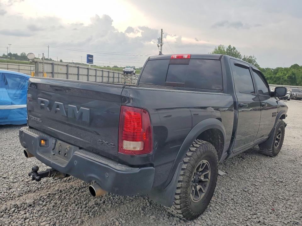 Photo 3 from auction – 2018 RAM 1500 with VIN 1C6RR7YT1JS227649