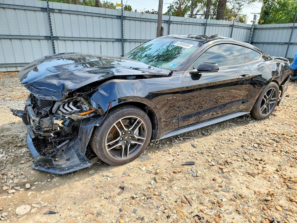 FORD MUSTANG 2022 with VIN 1FA6P8CF9N5145090 - Photo from auction