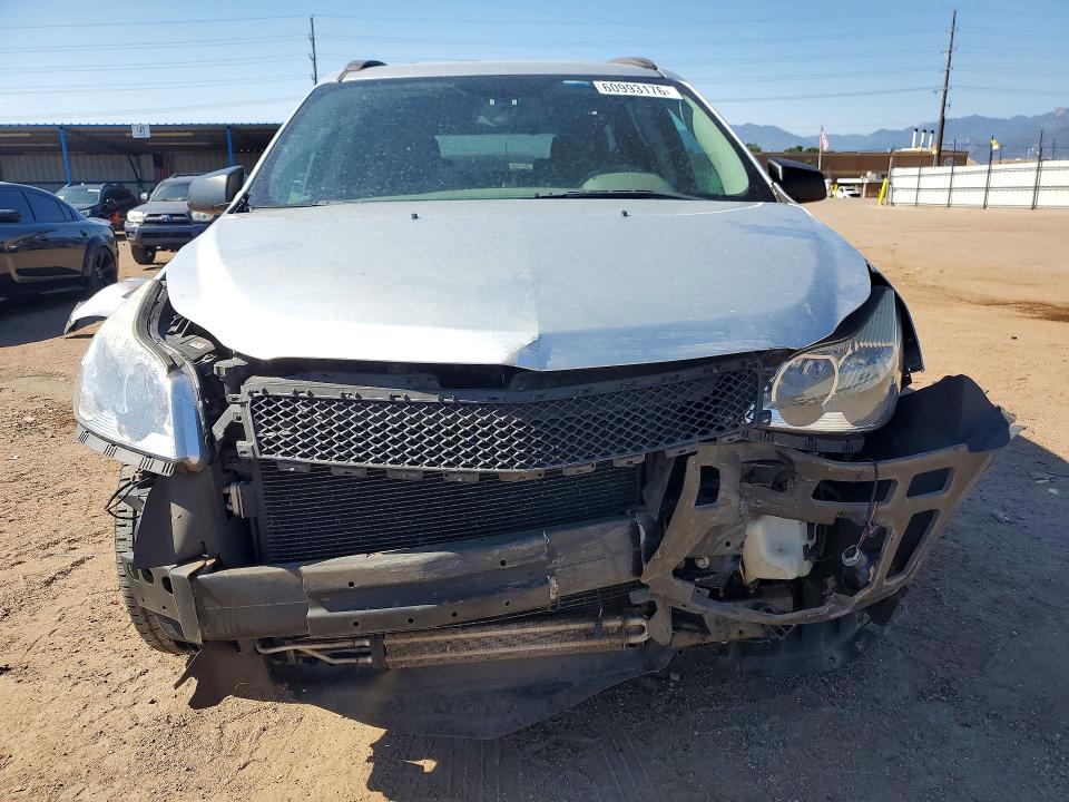 Photo 5 from auction – 2011 CHEVROLET TRAVERSE with VIN 1GNKRFED0BJ374089
