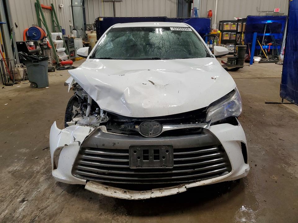 Photo 5 from auction – 2017 TOYOTA CAMRY with VIN 4T1BF1FK4HU727759