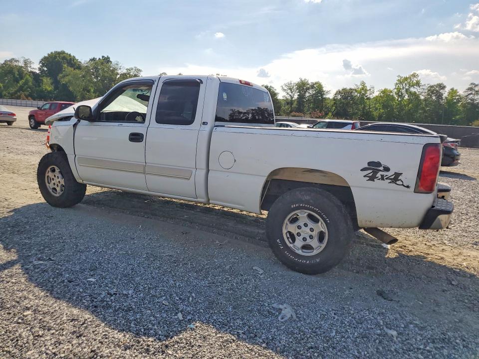 Photo 2 from auction – 2004 CHEVROLET SILVERADO with VIN 2GCEK19T341201243