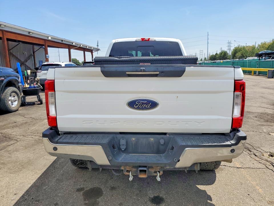 Photo 6 from auction – 2018 FORD F250 with VIN 1FT7W2BT2JEB71773