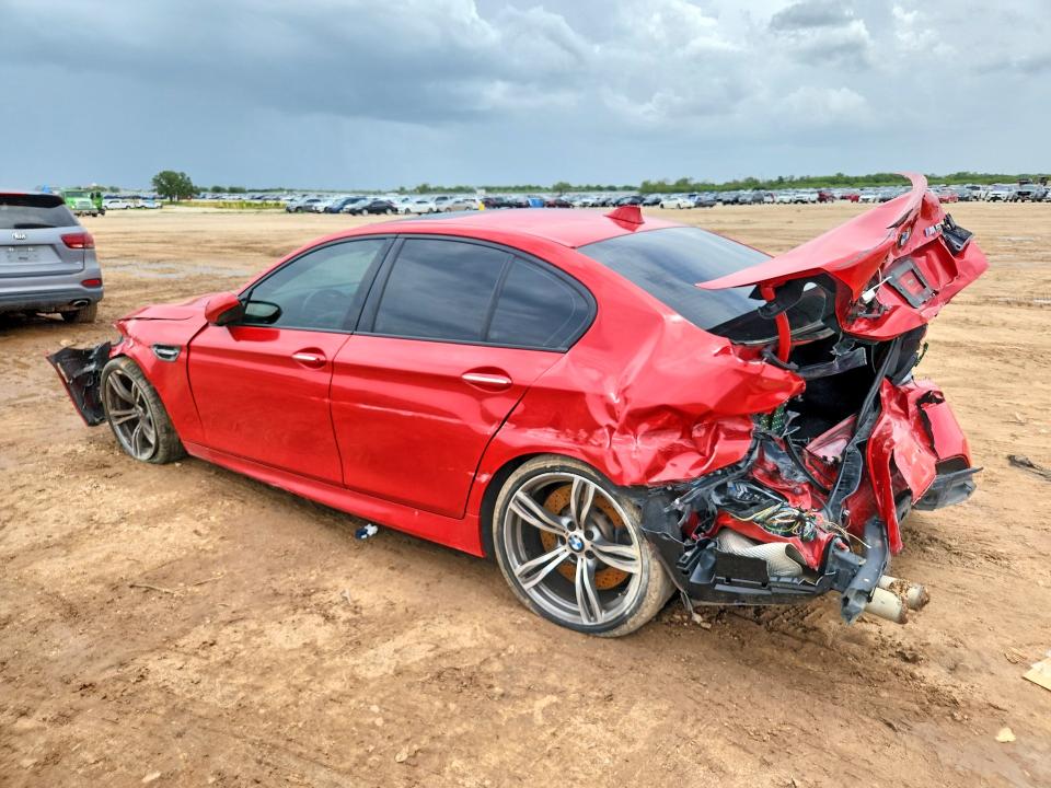 Photo 2 from auction – 2013 BMW M5 with VIN WBSFV9C59DC773134