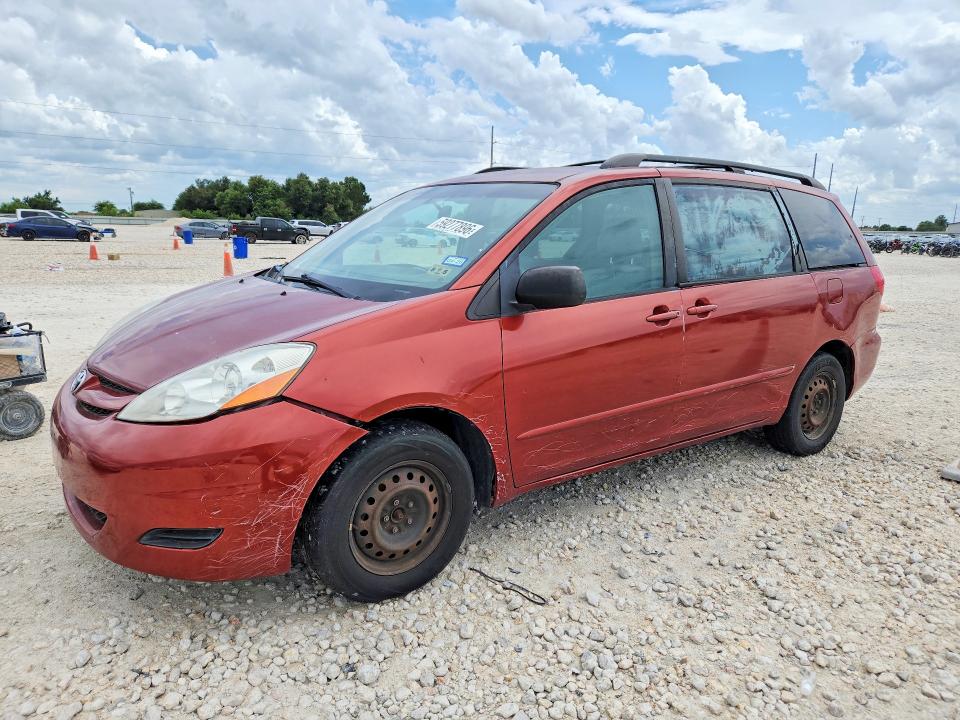 TOYOTA SIENNA 2007 with VIN 5TDZK23C57S015393 - Photo from auction