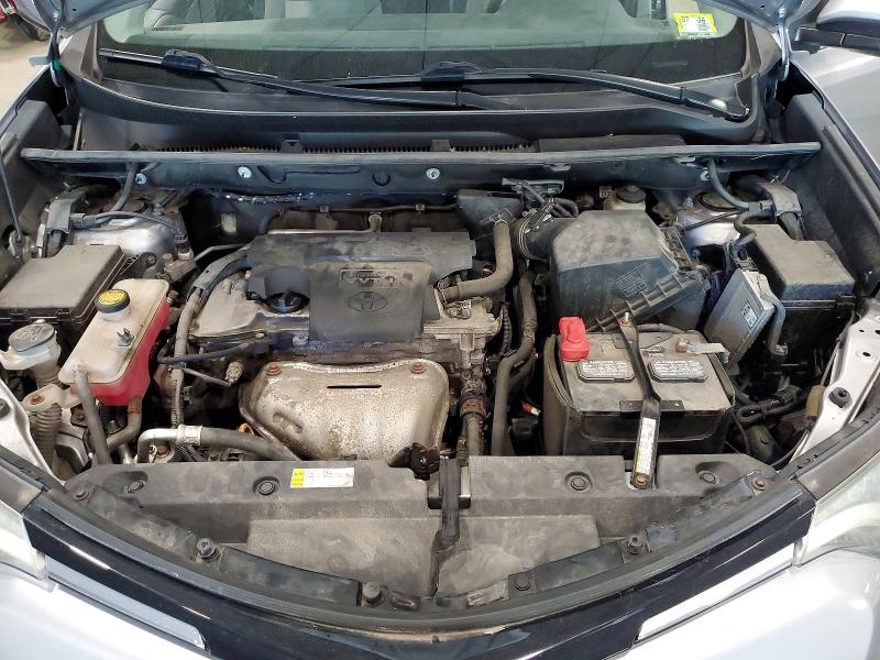 Фото 12 с аукциона – 2017 TOYOTA RAV4 с VIN 2T3RFREV2HW687228