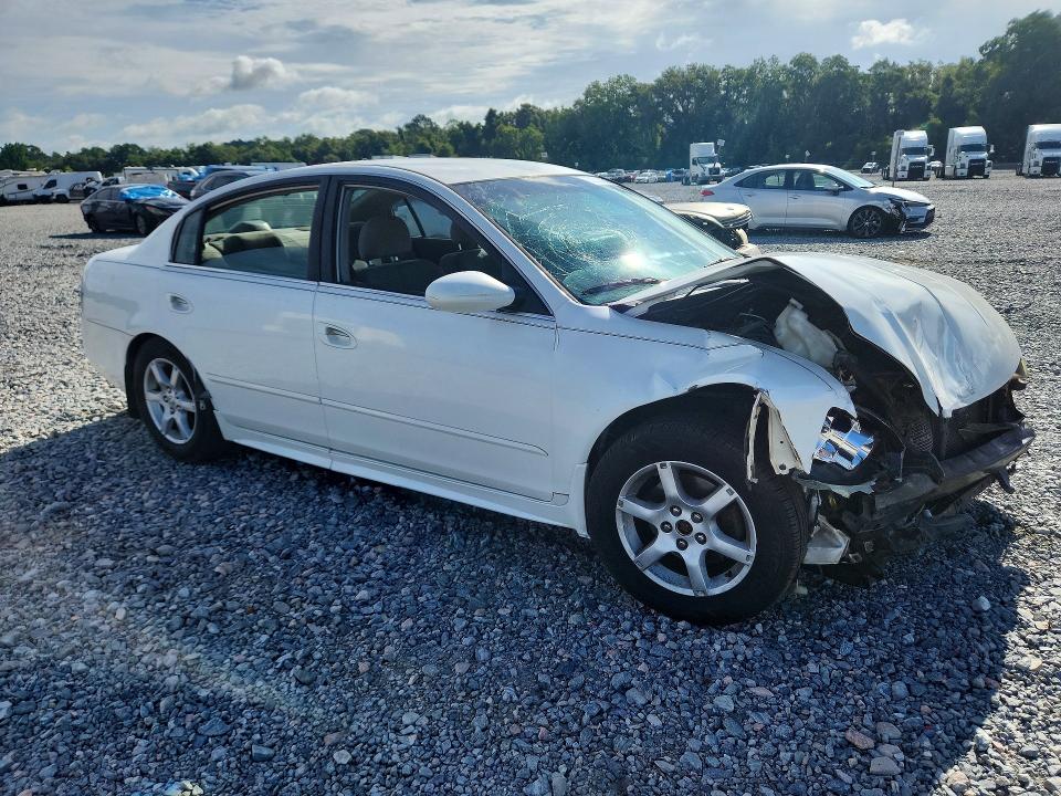 Photo 4 from auction – 2005 NISSAN ALTIMA with VIN 1N4AL11E75C110356