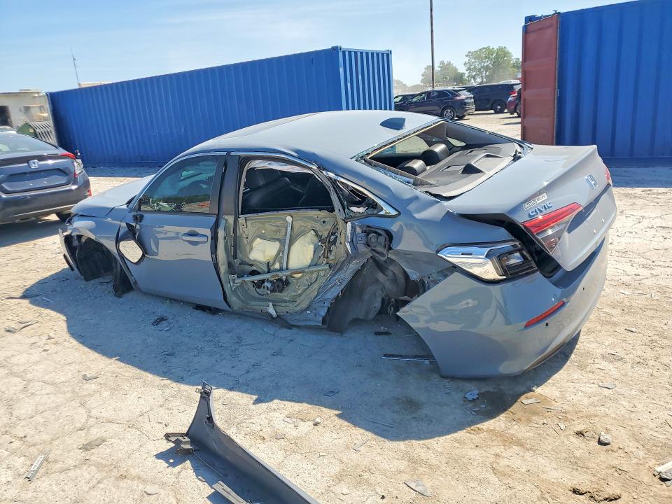 Photo 2 from auction – 2022 HONDA CIVIC with VIN 2HGFE1F90NH321502