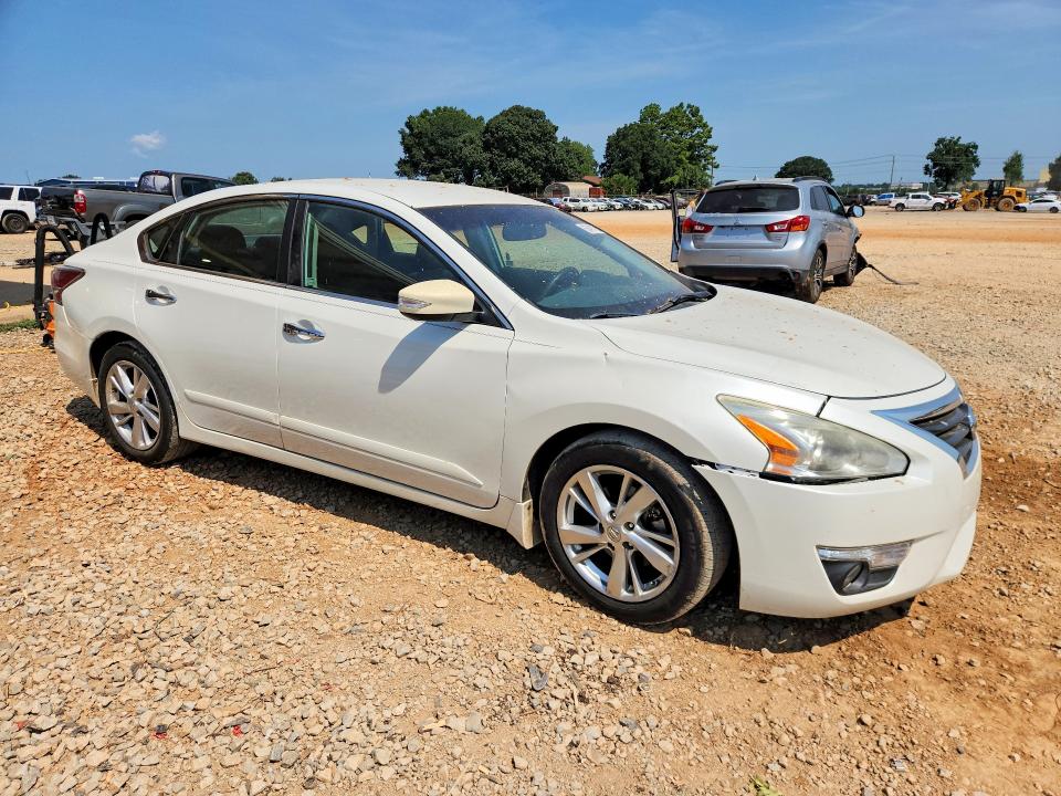Photo 4 from auction – 2015 NISSAN ALTIMA with VIN 1N4AL3AP9FN362192