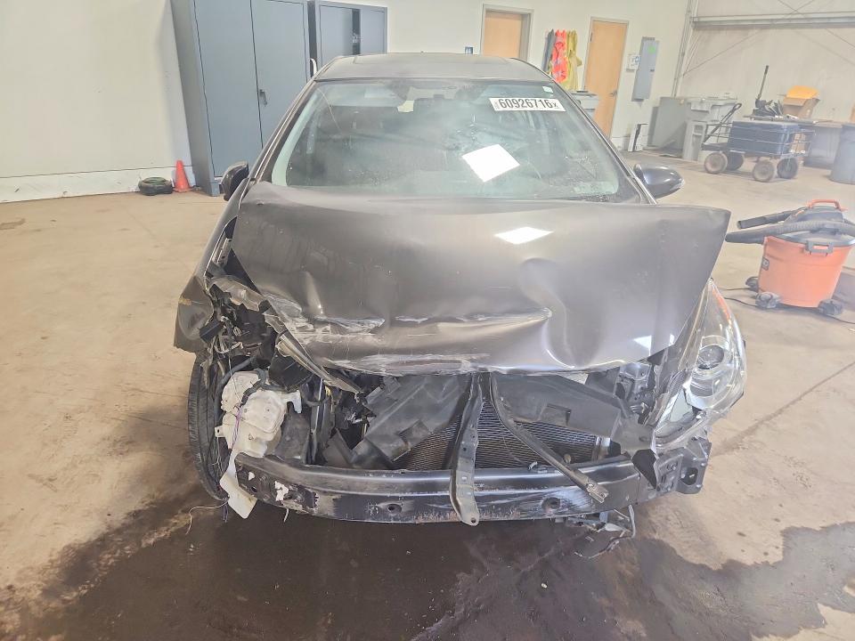 Photo 5 from auction – 2016 TOYOTA PRIUS C with VIN JTDKDTB3XG1115859