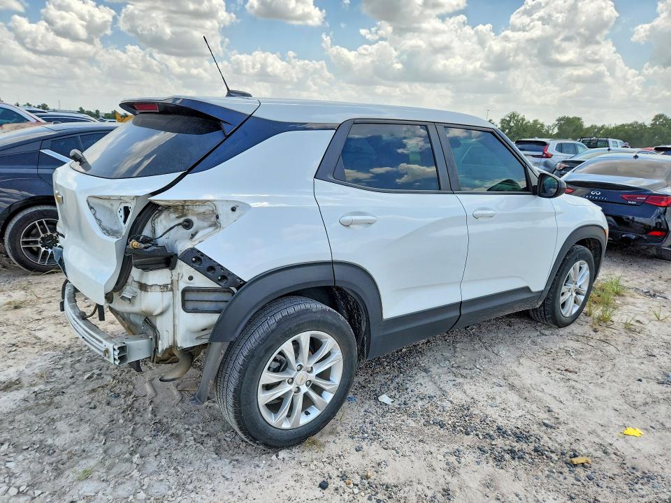 Photo 3 from auction – 2021 CHEVROLET TRAILBLAZER with VIN KL79MMS20MB167970
