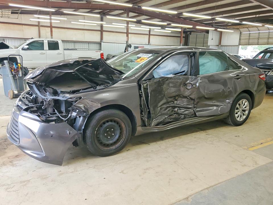 TOYOTA CAMRY 2016 z numerem VIN 4T1BF1FK5GU591608 - Zdjęcie z aukcji