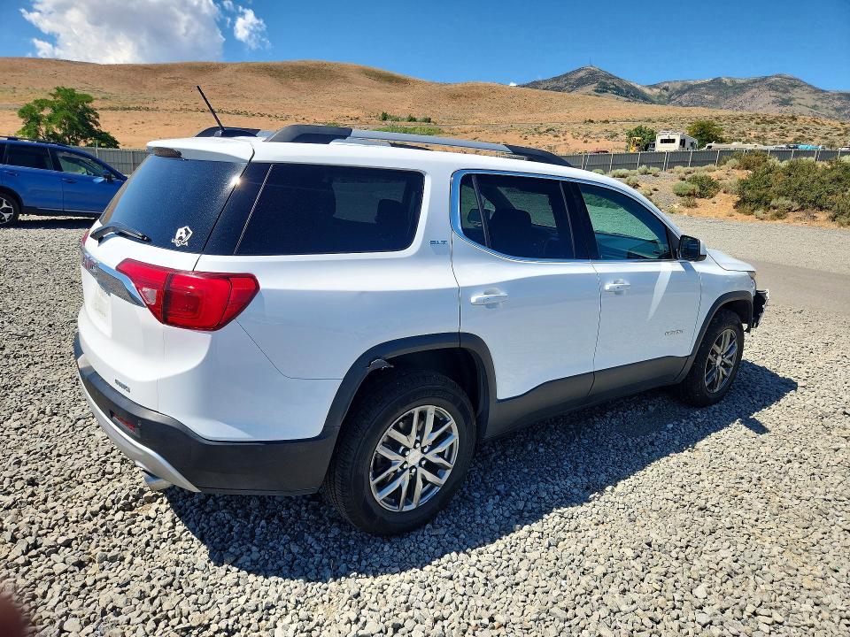 Photo 3 from auction – 2018 GMC ACADIA with VIN 1GKKNULS4JZ213579