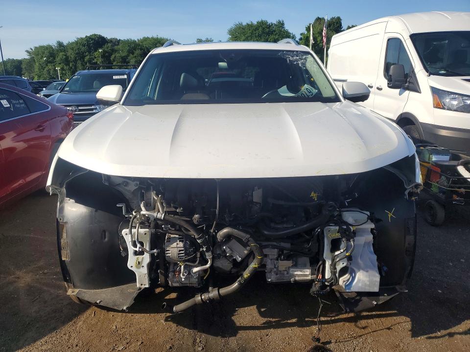 Photo 5 from auction – 2023 VOLKSWAGEN ATLAS with VIN 1V2FR2CA2PC502290