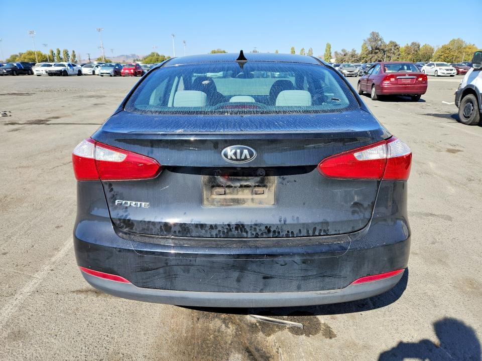 صورة رقم 6 من المزاد - 2016 KIA FORTE مع VIN KNAFX4A63G5463812